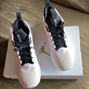 Women’s JORDAN AIR MAX 200 XX  Barely Rose/black